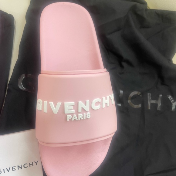 BNIB Givenchy Logo Slide Platform sandals 💕 size 38 - Picture 8 of 12